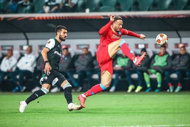 04.11.2021 Warszawa Pilka nozna Liga Europy 2021 2022, faza grupowa Legia Warszawa - SSC Napoli N z Mahir Emreli, Amir Rrahmani Foto Adam Starszynski PressFocus 04.11.2021 Warsaw Football Europa League 2021 2022, group stage Legia Warszawa - SSC Napoli Mahir Emreli, Amir Rrahmani Credit Adam Starszynski PressFocus NEWSPIX.PL --- Newspix.pl  20211104PF_AS079