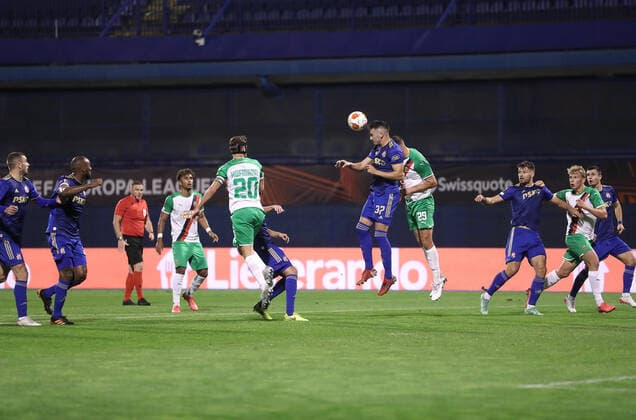 Dinamo Zagreb v Rapid Wien: Group H - UEFA Europa League Josip Sutalo of Dinamo Zagreb gets up for a header during the UEFA Europa League group H match between Dinamo Zagreb and Rapid Wien at Maksimir Stadium on November 4, 2021 in Zagreb, Croatia. LukaxStanzl PIXSELL
