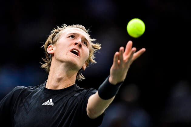 Sebastian Korda (USA) TENNIS : Rolex Paris Masters J4 - Paris - 04 11 2021 JBAutissier Panoramic 