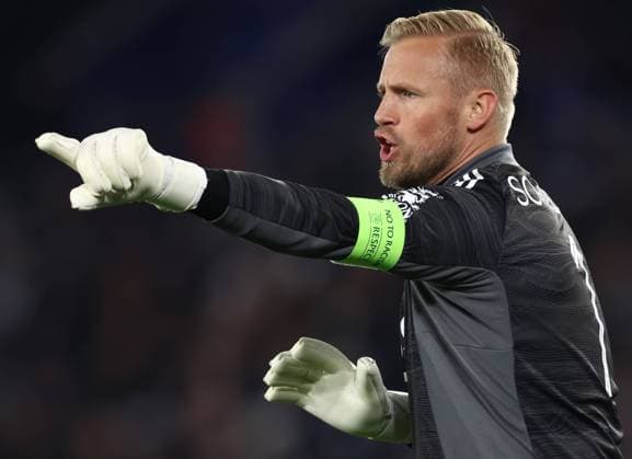 Leicester, England, 4th November 2021. Kasper Schmeichel of Leicester City during the UEFA Europa League match at the King Power Stadium, Leicester. Picture credit should read: Darren Staples Sportimage EDITORIAL USE ONLY. No use with unauthorised audio, video, data, fixture lists, club league logos or live services. Online in-match use limited to 120 images, no video emulation. No use in betting, games or single club league player publications. SPI-1300-0059