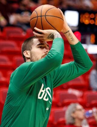 Boston Celtics forward Juancho Hernangomez warm up prior to the NBA, Basketball Herren, USA basketball game between the Miami Heat and the Boston Celtics, at FTX Arena in Miami, Florida, US, 04 November 2021. Boston Celtics at Miami Heat !ACHTUNG: NUR REDAKTIONELLE NUTZUNG!  Copyright: xRHONAxWISEx AME4762 20211105-27715d92c1856ba6ecbb0808ae44443203126933