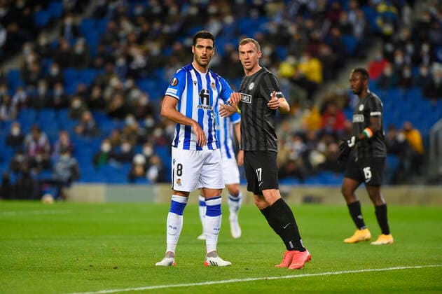 Partido de la Europa League entre la Real Sociedad y el Sturm Graz. En la imagen, Merino y Jager. Europa League match between Real Sociedad and Sturm Graz. In this picture, Merino and Jager. 