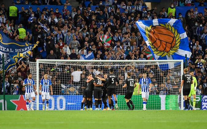 Partido de la Europa League entre la Real Sociedad y el Sturm Graz. En la imagen, Jantscher celebra su gol. Europa League match between Real Sociedad and Sturm Graz. In this picture, Jantscher celebrates his goal. 