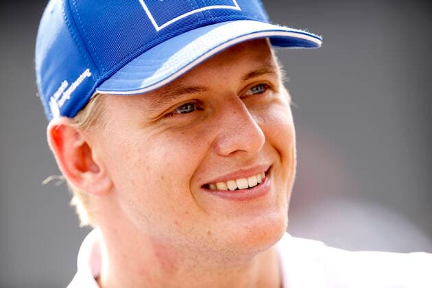 Sport Bilder des Tages SCHUMACHER Mick (ger), Haas F1 Team VF-21 Ferrari, portrait during the Formula 1 Gran Premio De La Ciudad De Mexico 2021, Mexico City Grand Prix, 18th round of the 2021 FIA Formula One World Championship, WM, Weltmeisterschaft from November 5 to 7, 2021 on the Autodromo Hermanos Rodriguez, in Mexico City, Mexico - F1 - MEXICO CITY GRAND PRIX 2021 DPPI Panoramic  F12021GP18MEX_JK205238