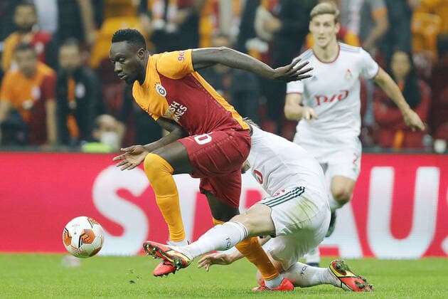 ISTANBUL, TURKEY - NOVEMBER 4, 2021: Galatasaray s Mbaye Diagne (L) and Lokomotivâ€™s Tin Jedvaj in action in the 2021 22 UEFA Europa League Group E Round 4 match between Galatasaray Istanbul and Lokomotiv Moscow at the Ali Sami Yen Sports Complex. Mikhail Japaridze TASS  TS116D27