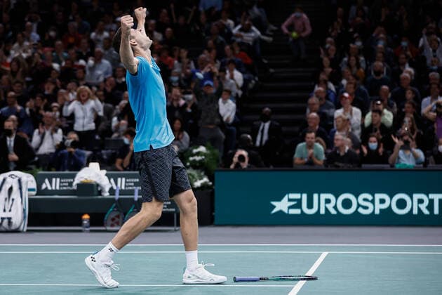Hubert HURKACZ (POL) TENNIS : Rolex Paris Masters - Quart de finale - 05 11 2021 AurelienMorissard Panoramic 