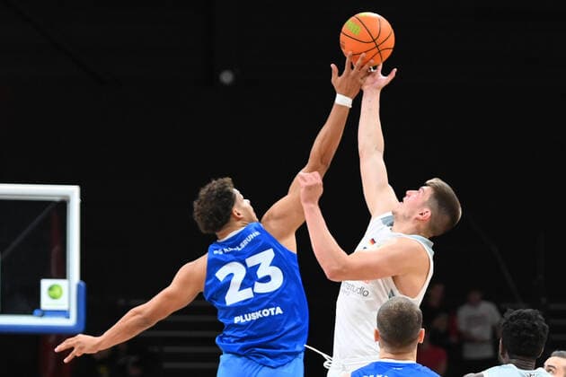 05 11 2021 Basketball Season 2021 2022 2 Bundesliga Pro A 08 Matchday Nürnberg Falcons Basketball Club NBC PS Karlsruhe Lions AlSch Maurice Marko Plustoka 23, Karlsruhe Lions Jonathan Maier 13, Nürnberg Falcons BC NBC