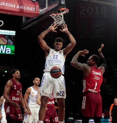 05 11 2021, FC Bayern Basketball vs Real Madrid Basket, Audi Dome Muenchen, basketball, pictured Augustine Rubit FCB Basketball , Adam Hanga Real Madrid Basket , Walter Tavares Real Madrid Basket , Andreas Obst FCB Basketball and Deshaun Thomas FCB Basketball.