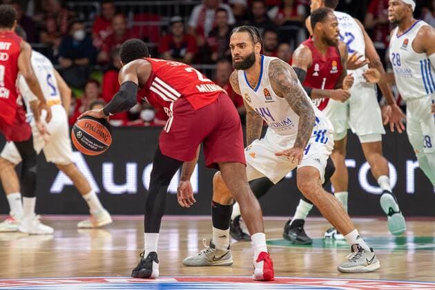 Corey Walden 2 FC Bayern , Jeffery Taylor 44 Real Madrid , FC Bayern Basketball vs Real Madrid, Euroleague, 05 11 2021 Muenchen Bayern Germany Copyright: xkolbert-press UlrichxGamelx