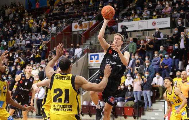 Ludwigsburg , Basketball easycredit BBL Bundesliga MHP Riesen Ludwigsburg vs NINERS Chemnitz , Mindaugas Susinskas Niners
