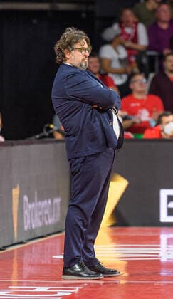 Andrea Trinchieri FC Bayern Muenchen basketball, head coach FC Bayern Muenchen vs Real Madrid, basketball, Euroleague, matchday 8, 2021 2022 season, 05 11 2021 FC Bayern Muenchen vs Real Madrid, basketball, Euroleague, matchday 8, 2021 2022 season, 05 11 2021 Munich. Copyright: xEibnerxPressefoto HeikexFeinerx EP_HFR