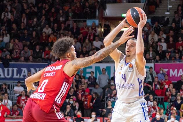 Nick Weiler Babb 0 FC Bayern , Thomas Heurtel 4 Real Madrid , FC Bayern Basketball vs Real Madrid, Euroleague, 05 11 2021 Muenchen Bayern Germany Copyright: xkolbert-press UlrichxGamelx