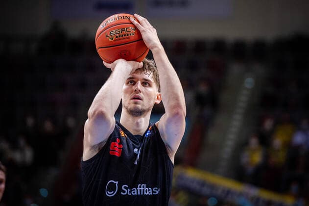 Jonas Richter NINERS Chemnitz 7 at the BBL match MHP Riesen Ludwigsburg NINERS Chemnitz on 05 11 2021 in Ludwigsburg MHPArena Germany Ludwigsburg 05 11 21 Basketball , 05 11 2021, Ludwigsburg Germany xpxsdx