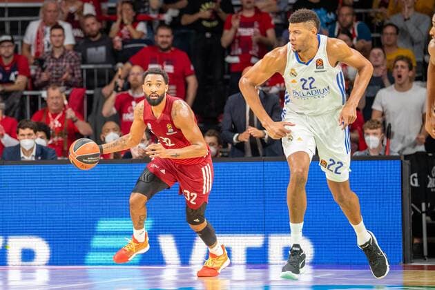 Darrun Hilliard 32 FC Bayern , Walter Samuel Tavares da Veiga 22 Real Madrid , FC Bayern Basketball vs Real Madrid, Euroleague, 05 11 2021 Muenchen Bayern Germany Copyright: xkolbert-press UlrichxGamelx