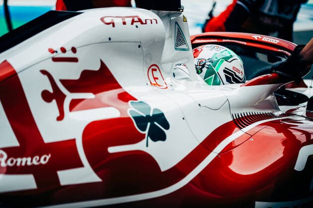 GIOVINAZZI Antonio (ita), Alfa Romeo Racing ORLEN C41, portrait during the Formula 1 Gran Premio De La Ciudad De Mexico 2021, Mexico City Grand Prix, 18th round of the 2021 FIA Formula One World Championship, WM, Weltmeisterschaft from November 5 to 7, 2021 on the Autodromo Hermanos Rodriguez, in Mexico City, Mexico - F1 - MEXICO CITY GRAND PRIX 2021 DPPI Panoramic  00121037__V2_1825