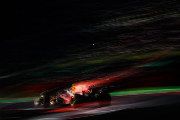 11 PEREZ Sergio (mex), Red Bull Racing Honda RB16B, action during the Formula 1 Gran Premio De La Ciudad De Mexico 2021, Mexico City Grand Prix, 18th round of the 2021 FIA Formula One World Championship, WM, Weltmeisterschaft from November 5 to 7, 2021 on the Autodromo Hermanos Rodriguez, in Mexico City, Mexico - F1 - MEXICO CITY GRAND PRIX 2021 DPPI Panoramic  20211105_GOODEN_FG0D0260