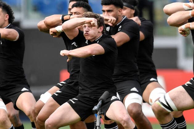 Sport Themen der Woche KW44 Brad Weber of All Balcks during Haka before Rugby Autumn Nations Series 2021 Test Match, between Italy vs All Blacks New Zealand at Olimpico stadium in Rome (Italy), November 06th, 2021. Photo Antonietta Baldassarre Insidefoto antoniettaxbaldassarre