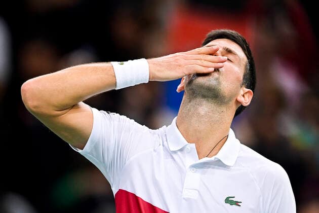 joie de Novak Djokovic (srb) en fin de match TENNIS : Rolex Paris Masters J6 - Paris - 06 11 2021 JBAutissier Panoramic 