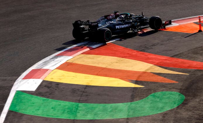 44 Lewis Hamilton GBR, Mercedes AMG Petronas F1 Team , F1 Grand Prix of Mexico at Autodromo Hermanos Rodriguez on November 6, 2021 in Mexico City, Mexico Photo by HOCH ZWEI Mexico City Mexico