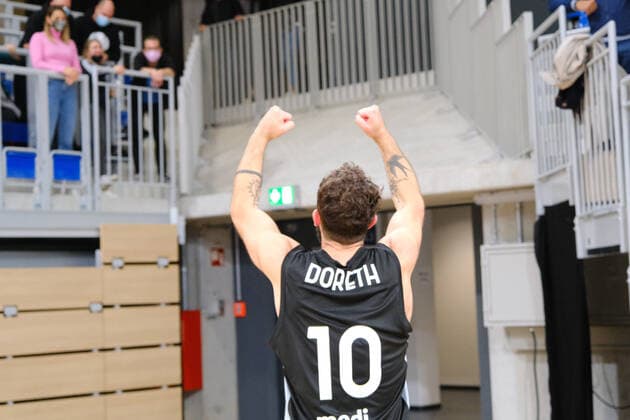 Bastian Doreth medi bayreuth, 10 after winning the BBL match of MLP Academics Heidelberg vs medi bayreuth basketball in the 1 Basketball Bundesliga on 06 11 2021 MLP Academics Heidelberg vs medi bayreuth basketball, Basketball, Easycredit BBL, 06 11 2021 Heidelberg Copyright: xEibner-Pressefotox xMichaelxBermelx