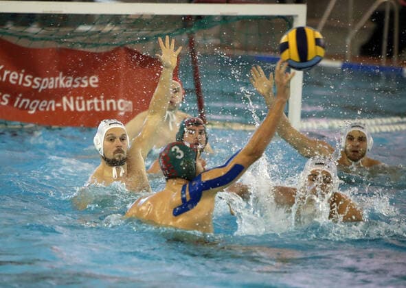 06 11 21 SSV Esslingen SG Neukölln Germany, Esslingen, 06 11 2021, water polo, Bundesliga, SSV Esslingen SG Neukölln Marvin Thran SSV Esslingen
