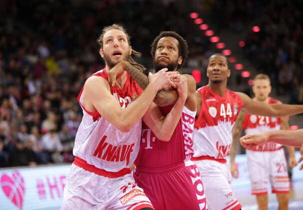 Justin Gorham Telekom Baskets Bonn vs Craig Moller s Oliver Würzburg easyCredit BBL 1 Bundesliga , 2021 2022 season , Hauptrunde 7 Spieltag