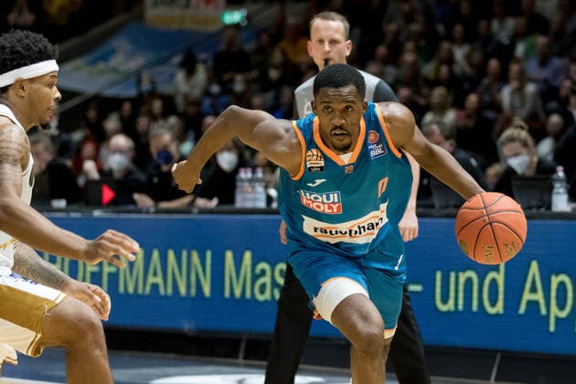 Basketball Loewen Braunschweig ratiopharm ulm Semaj Christon No 0 Ratiopharm Ulm Basketball Loewen Braunschweig ratiopharm ulm, basketball, BBL, season 2021 2022, 6 11 2021 Braunschweig. Copyright: xHelbigx xEibner-Pressefotox EP_helbig