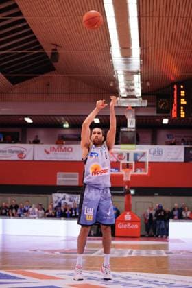 Osthalle, GIESSEN, GERMANY Lasisi, Elias ( 6 Crailsheim ) during the easyCredit Basketball Bundesliga game between Giessen 46ers and Hakro Merlins Crailsheim at Osthalle in Giessen. easyCredit Basketball Bundesliga Julia Kneissl SPP Giessen 46ers v Hakro Merlins Crailsheim 