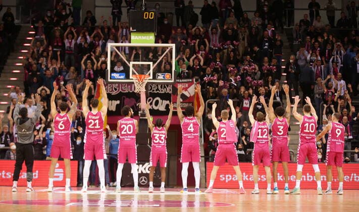 Telekom Baskets Bonn win vs s Oliver Würzburg easyCredit BBL 1 Bundesliga , 2021 2022 season , Hauptrunde 7 Spieltag