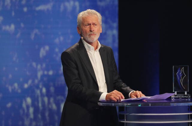 Paul Breitner commemorates football legend Gerd Müller with his speech Paul Breitner delivers the memorial speech to Gerd Müller, who recently passed away, Munich Bayern Germany BMW World