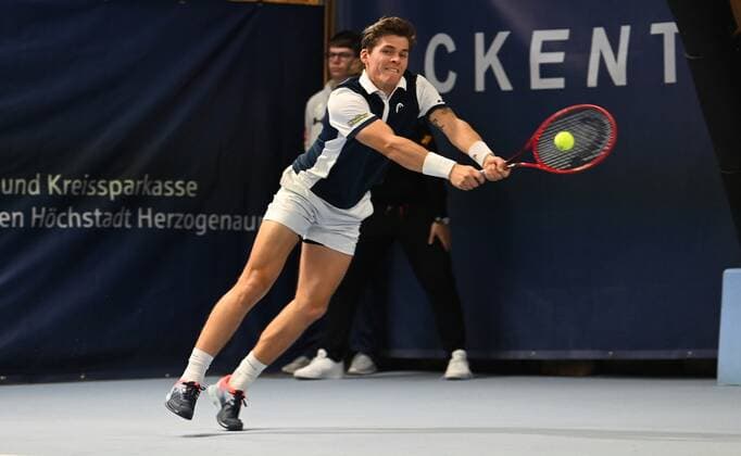 07 11 2021 Tennis ATP Challenger Tour Challenger Eckental Int German Tennis Indoor Championships Final Daniel Masur GER