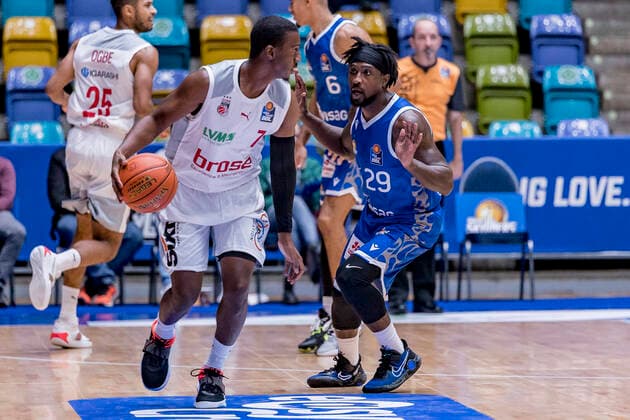 easyCredit BBL, Fraport Skyliners vs Brose Bamberg, Frankfurt, Fraport Arena, 7 11 2021 Shannon Scott Brose Bamberg 7 Will Cherry Fraport Skyliners 29 , Fraport Skyliners vs Brose Bamberg, Frankfurt, Fraport Arena, 7 11 2021 Copyright: xBEAUTIFULxSPORTS Gawlikx