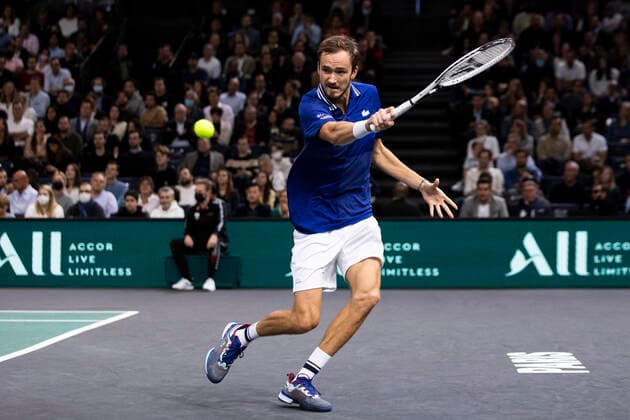 Paris, France, November 7, 2021 - in Russia s Daniil Medvedev in action as he plays against Serbia s Novak Djokovic during their men s single final tennis match at the Rolex Paris Masters tennis tournament.  Copyright: xAlexisxSciardx