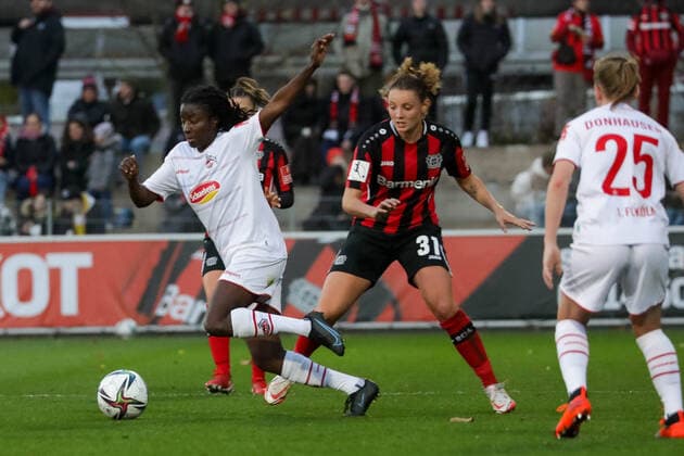 Leonie Zilger 1 FC Koeln, 11 and Verena Wieder Bayer04 Leverkusen, 31 Bayer 04 Leverkusen vs 1 FC Koeln, Football, 2 Women Bundesliga, Matchday 7, Season 2021 2022, 07 11 2021, Bayer 04 Leverkusen vs 1 FC Koeln, Football, 2 Women Bundesliga, Matchday 7, Season 2021 2022, 07 11 2021 Copyright: xEibner-Pressefoto SaraxRoustax EP_SRA