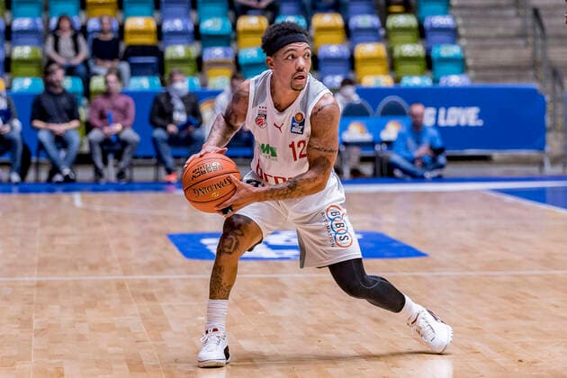 easyCredit BBL, Fraport Skyliners vs Brose Bamberg, Frankfurt, Fraport Arena, 7 11 2021 Justin Robinson Brose Bamberg 12 , Fraport Skyliners vs Brose Bamberg, Frankfurt, Fraport Arena, 7 11 2021 Copyright: xBEAUTIFULxSPORTS Gawlikx