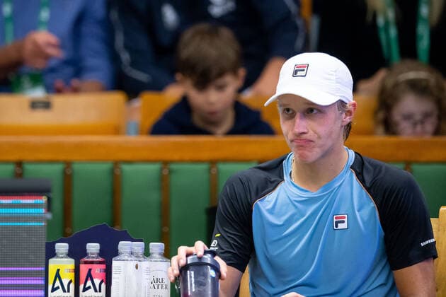 211107 Leo Borg of Sweden looks dejected in Singles round one during the Stockholm Open tennis tournament on November 7, 2021 in Stockholm Photo Joel Marklund BILDBYRAN kod JM JM0214 bbeng tennis stockholm open,  Copyright: JOELxMARKLUND BB211107JM015
