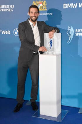 Hannes Aigner at the 20 award ceremony of the Bavarian Sports Award 2021 in the BMW World Munich Munich, 06 11 2021 Foto:xS.xAdamx xFuturexImage