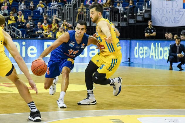 07 11 2021, xlakx, Basketball BBL, Alba Berlin SYNTAINICS MBC emspor, v l Nikola Rebic Syntainics MBC No 44 ,Tamir Blatt Alba Berlin No 45 Berlin