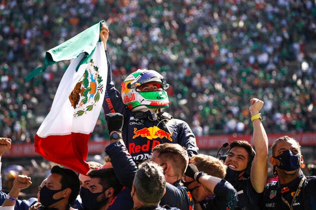 11 Sergio Perez MEX, Red Bull Racing , F1 Grand Prix of Mexico at Autodromo Hermanos Rodriguez on November 7, 2021 in Mexico City, Mexico Photo by HOCH ZWEI Mexico City Mexico