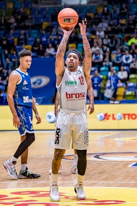 easyCredit BBL, Fraport Skyliners vs Brose Bamberg, Frankfurt, Fraport Arena, 7 11 2021 Justin Robinson Brose Bamberg 12 , Fraport Skyliners vs Brose Bamberg, Frankfurt, Fraport Arena, 7 11 2021 Copyright: xBEAUTIFULxSPORTS Gawlikx