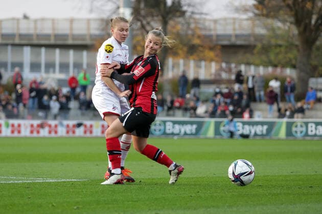 Laura Donhauser 1 FC Koeln, 25 and Kristin Koegel Bayer04 Leverkusen, 11 Bayer 04 Leverkusen vs 1 FC Koeln, Football, 2 Women Bundesliga, Matchday 7, Season 2021 2022, 07 11 2021, Bayer 04 Leverkusen vs 1 FC Koeln, Football, 2 Women Bundesliga, Matchday 7, Season 2021 2022, 07 11 2021 Copyright: xEibner-Pressefoto SaraxRoustax EP_SRA