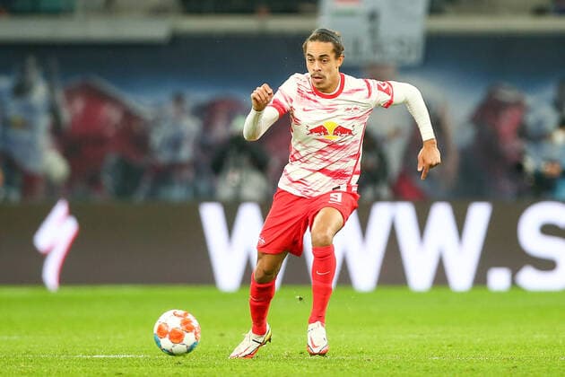 RB Leipzig Dortmund 06 11 2021 Leipzig, 06 11 2021, Red Bull Arena, Fussball Bundesliga, 11 Spieltag , RB Leipzig vs BVB Borussia Dortmund 2 1 1 0 , Im Bild Yussuf Poulsen 9, RB Leipzig DFL regulations prohibit any use of photographs as image sequences and or quasi video ,