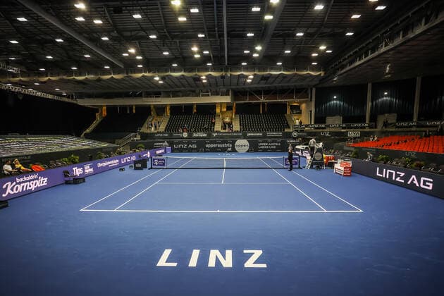 TENNIS - WTA, Tennis Damen Upper Austria Ladies Linz LINZ,AUSTRIA,08.NOV.21 - TENNIS - WTA Tour, Upper Austria Ladies Linz. Image shows an overview of the court.  GEPAxpictures xManfredxBinder