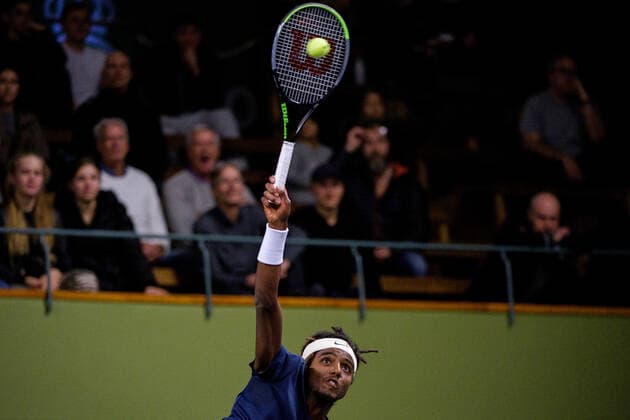 211108 Elias Ymer of Sweden competes in men s first round Singles match during Stockholm Open on November 8, 2021 in Stockholm Photo Emma Wallskog BILDBYRAN COP 320 EW0028 tennis stockholm open sverige bbeng,  Copyright: EMMAxWALLSKOG BB211108BB303