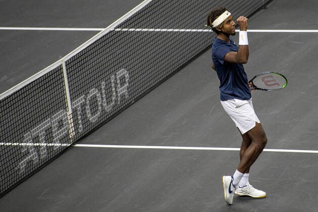 211108 Elias Ymer of Sweden competes in men s first round Singles match during Stockholm Open on November 8, 2021 in Stockholm Photo Erik Simander BILDBYRAN COP 201 EW0028 tennis stockholm open sverige bbeng jubel,  Copyright: ERIKxSIMANDER BB211108ES006