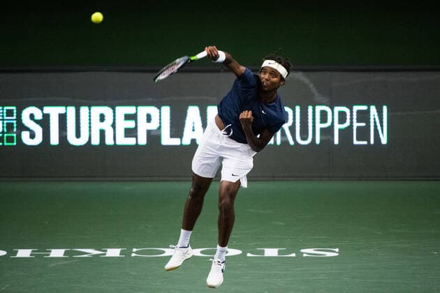 211108 Elias Ymer competes in men s first round Singles match during Stockholm Open on November 8, 2021 in Stockholm Photo Emma Wallskog BILDBYRAN COP 320 EW0028 tennis stockholm open sverige bbeng,  Copyright: EMMAxWALLSKOG BB211108BB328