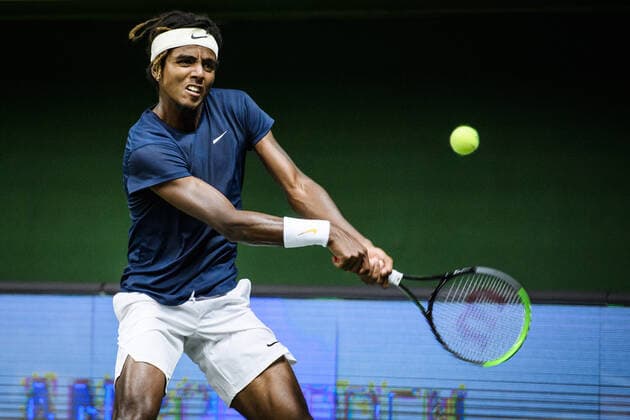 211108 Elias Ymer of Sweden competes in men s first round Singles match during Stockholm Open on November 8, 2021 in Stockholm Photo Erik Simander BILDBYRAN COP 201 EW0028 tennis stockholm open sverige bbeng,  Copyright: ERIKxSIMANDER BB211108ES018