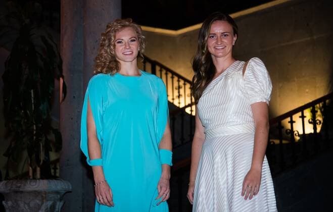 Mandatory Credit: Photo by Rob Prange Shutterstock (12594745bj) Katerina Siniakova & Barbora Krejcikova of the Czech Republic during the draw ceremony of the 2021 Akron WTA, Tennis Damen Finals Guadalajara WTA tennis tournament 2021 Akron WTA Finals Guadalajara Monday Draw - 08 Nov 2021 2021 Akron WTA Finals Guadalajara Monday Draw - 08 Nov 2021  Copyright: xRobxPrange Shutterstockx 12594745bj