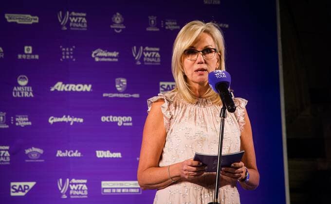 Mandatory Credit: Photo by Rob Prange Shutterstock (12594745bu) Micky Lawler during the draw ceremony of the 2021 Akron WTA, Tennis Damen Finals Guadalajara WTA tennis tournament 2021 Akron WTA Finals Guadalajara Monday Draw - 08 Nov 2021 2021 Akron WTA Finals Guadalajara Monday Draw - 08 Nov 2021  Copyright: xRobxPrange Shutterstockx 12594745bu