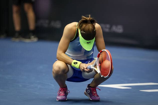 TENNIS - WTA, Tennis Damen Upper Austria Ladies Linz LINZ,AUSTRIA,09.NOV.21 - TENNIS - WTA Tour, Upper Austria Ladies Linz. Image shows the disappointment of Alize Cornet (FRA).  GEPAxpictures xManfredxBinder